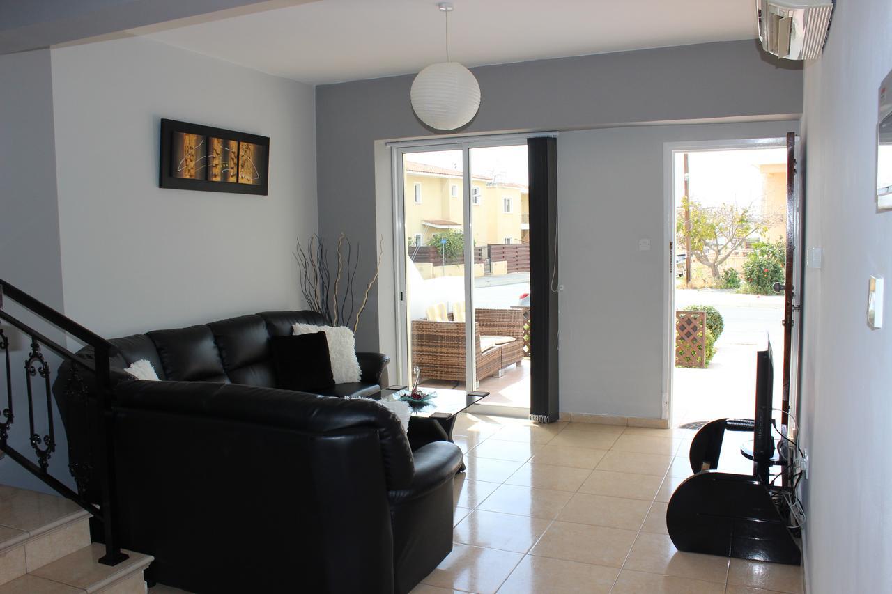 דירות Paphos Diana Townhouse 2 מראה חיצוני תמונה